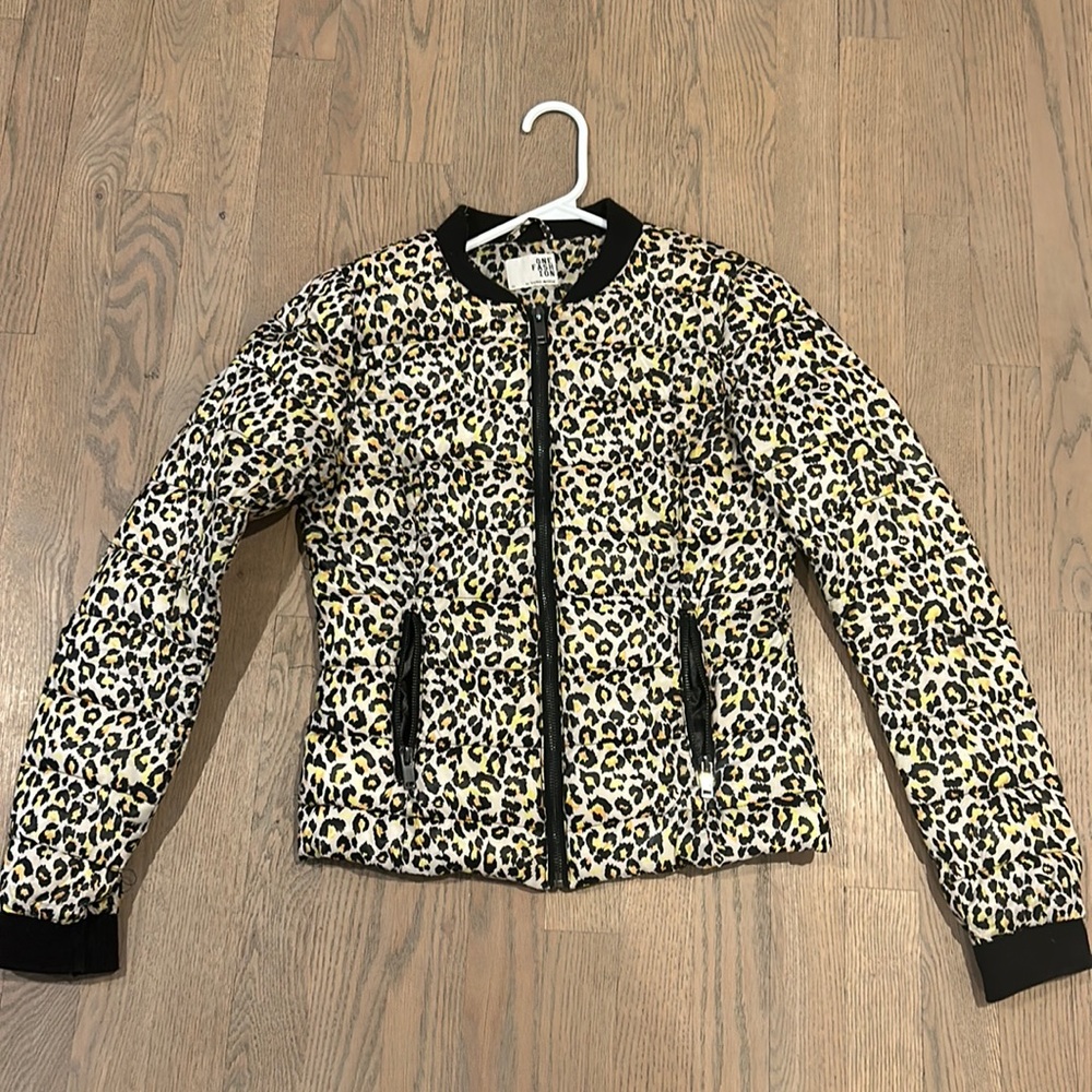 Light puffer coat from vero moda leopard print